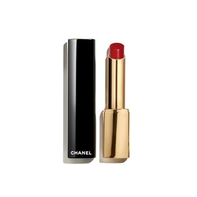 LA BARRA DE LABIOS DE ALTA INTENSIDAD CONCENTRADO DE LUZ Y TRATAMIENTO RECARGABLE