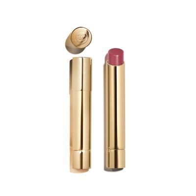 LA BARRA DE LABIOS DE ALTA INTENSIDAD CONCENTRADO DE LUZ Y TRATAMIENTO