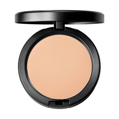 REPUESTO STUDIO FIX POWDER (BASE EN POLVO COBERTURA MEDIA A COMPLETA)