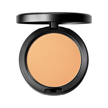 REPUESTO STUDIO FIX POWDER (BASE EN POLVO COBERTURA MEDIA A COMPLETA)