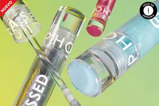 Destaca el brillo de tus labios con alguno de los cuatro tonos cristalinos de Glossed 24 ¡Efecto irresistible!