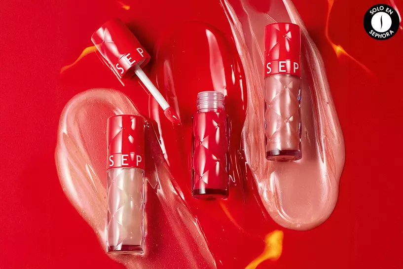 OUTRAGEOUS INTENSE LIP PLUMPER. M&aacute;s volumen con el toque spicy perfecto. Hasta 12 horas de hidrataci&oacute;n