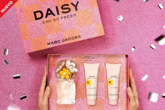 El set de regalo de perfumes Daisy Eau So Fresh de MARC JACOBS es un regalo encantador