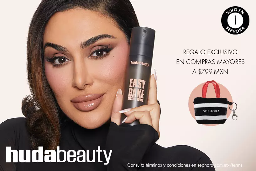 Easy Bake, Easy Moment. Difumina los poros y fija el maquillaje durante 16 horas sin resecar la piel.