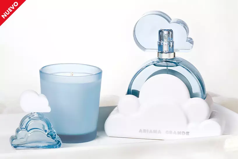 Es momento de tener tu Set de Fragancia Cloud con una exquisita vela aromática que cautiva