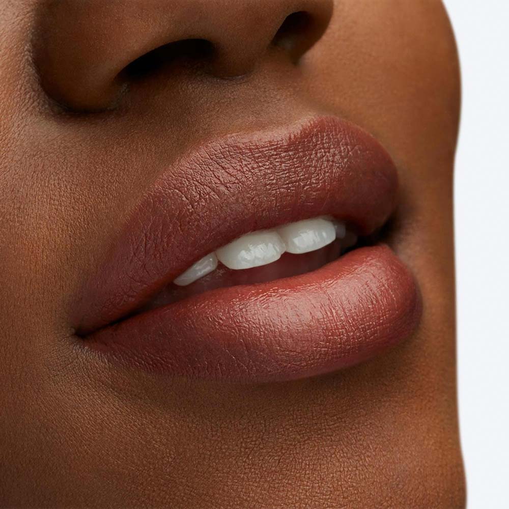 LUSTREGLASS LIPSTICK (LABIAL GLOSS HIDRATANTE BRILLO ESPEJO)