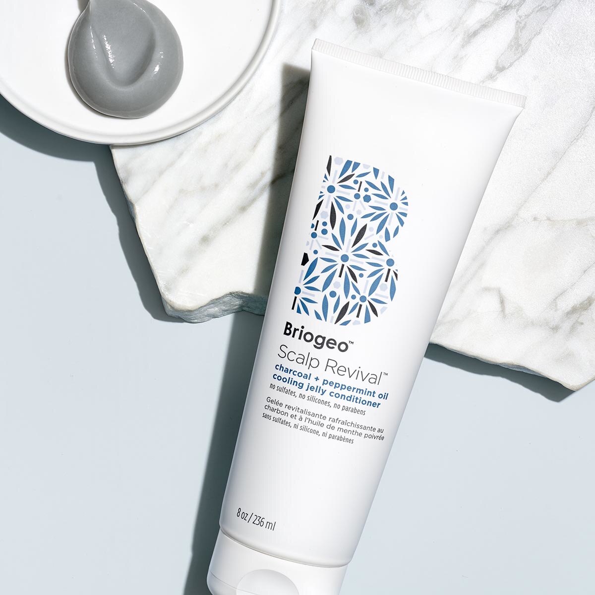 SCALP REVIVAL™ CHARCOAL + PEPPERMINT OIL COOLING JELLY CONDITIONER de Briogeo en Sephora México