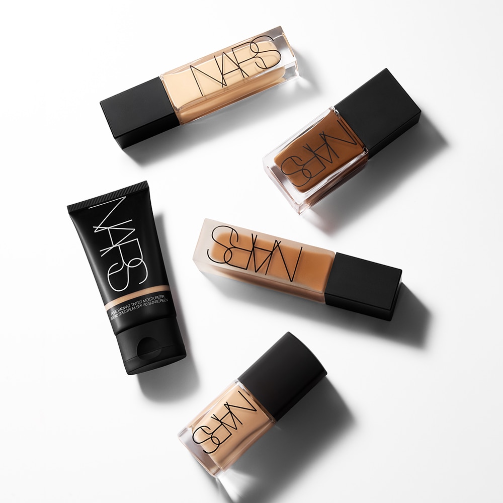 NATURAL MATTE LONGWEAR FOUNDATION (BASE MATE LIQUIDA)