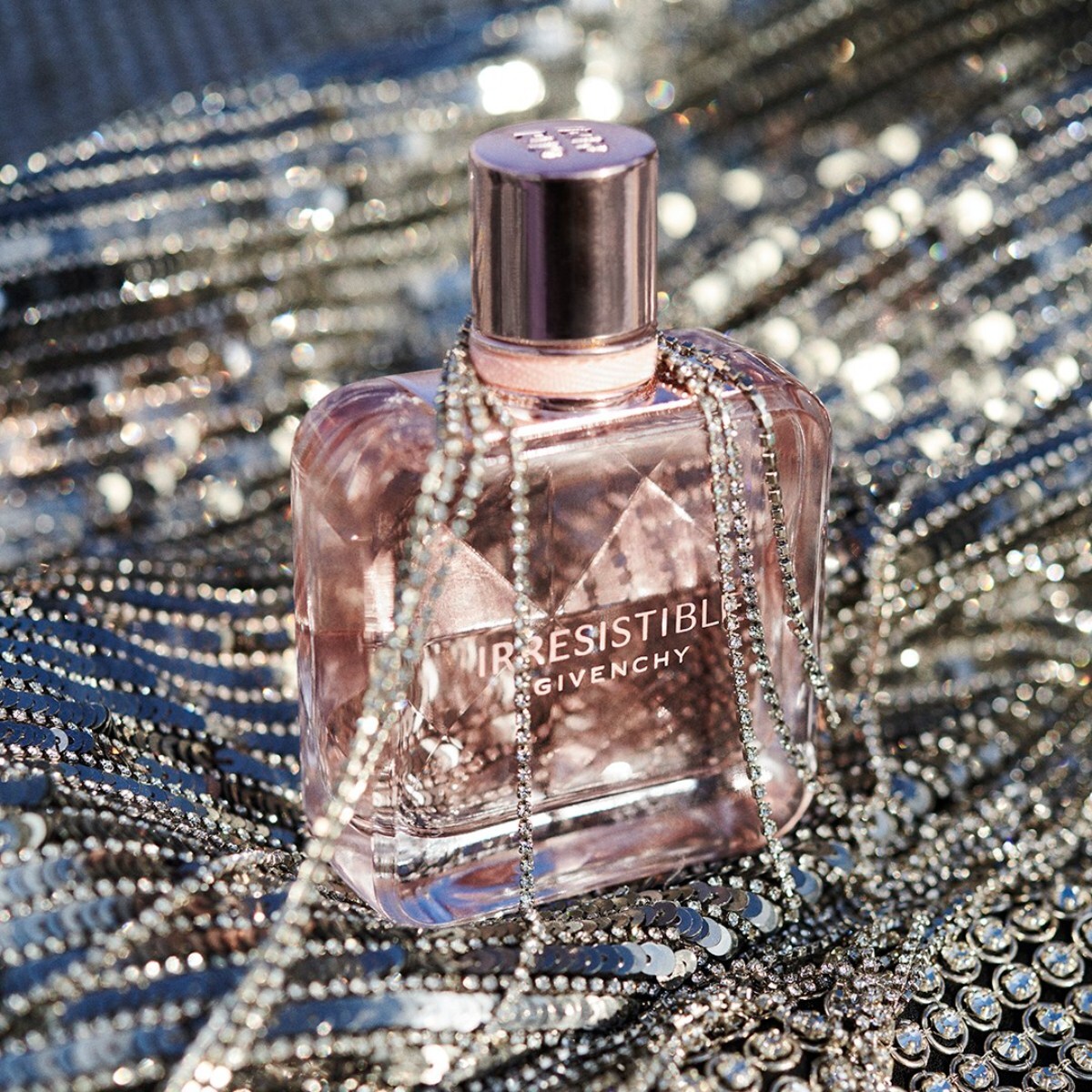 PERFUME PARA MUJER IRRESISTIBLE EAU DE PARFUM