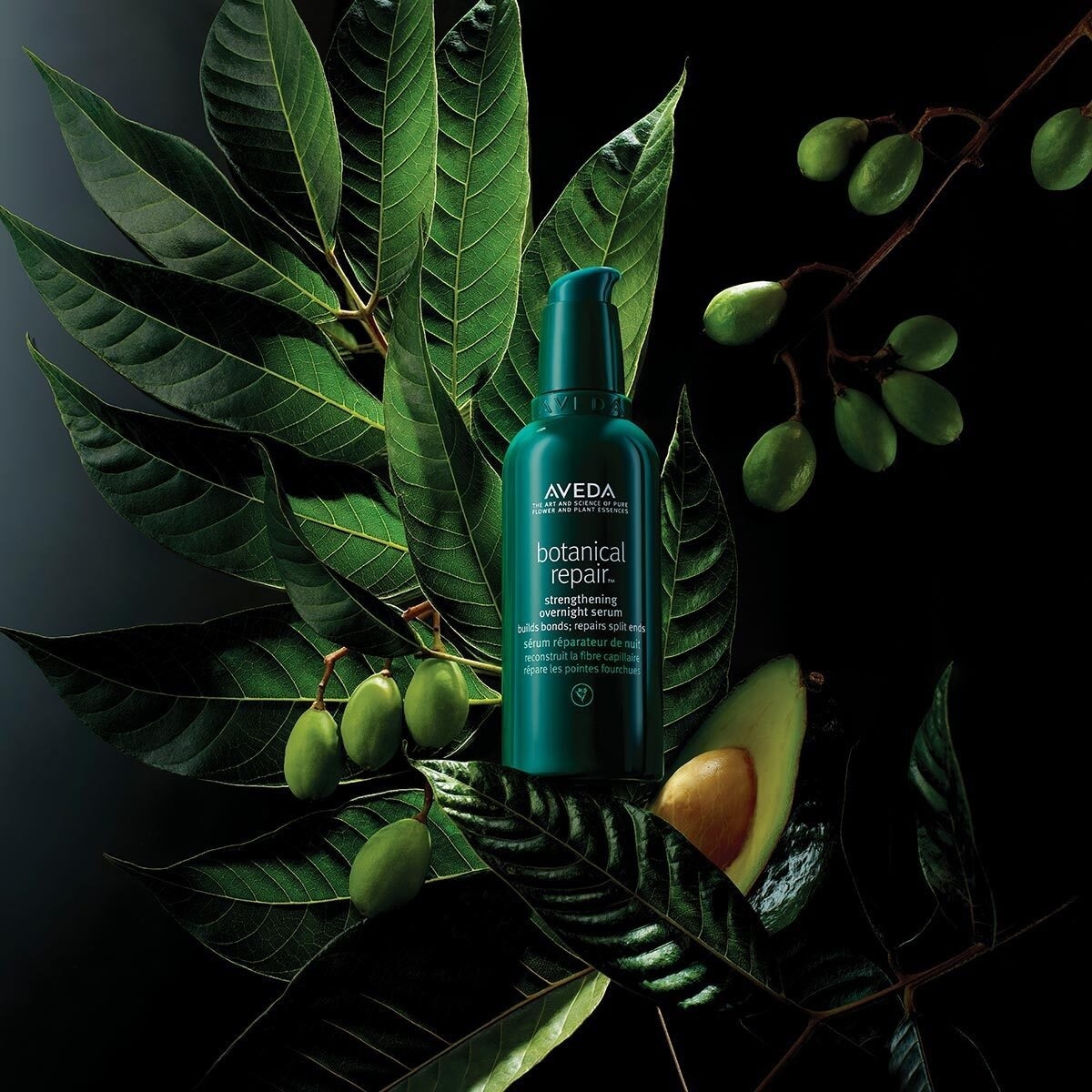 BOTANICAL REPAIR STRENGTHENING OVERNIGHT SERUM (SUERO FORTALECEDOR NOCTURNO)