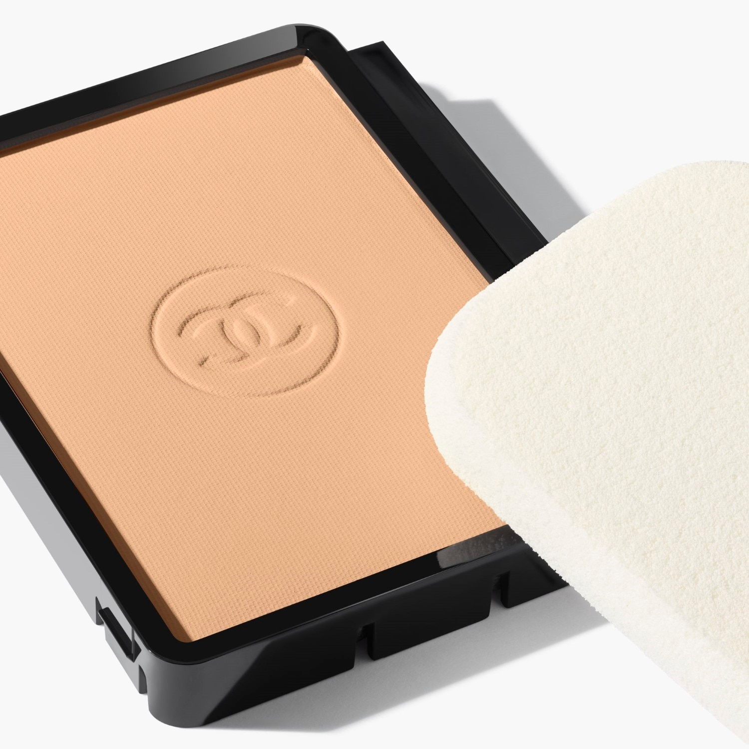 BASE DE MAQUILLAJE COMPACTO DE LARGA DURACIÓN ULTRACONFORTABLE ? ACABADO PERFECTO