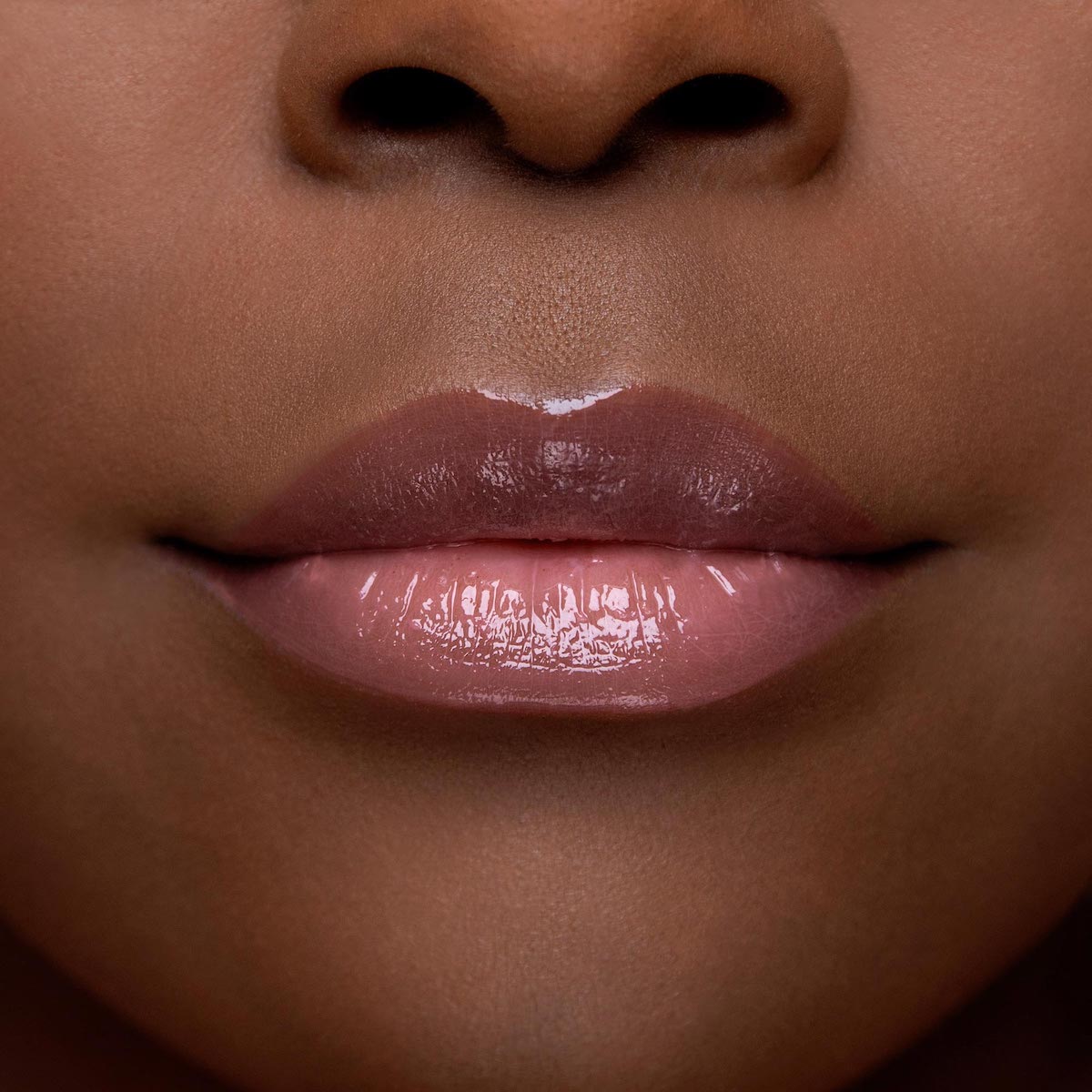 HANGOVER PILLOW BALM ULTRA-HYDRATING AND NOURISHING LIP TREATMENT (TRATAMIENTO DE LABIOS)