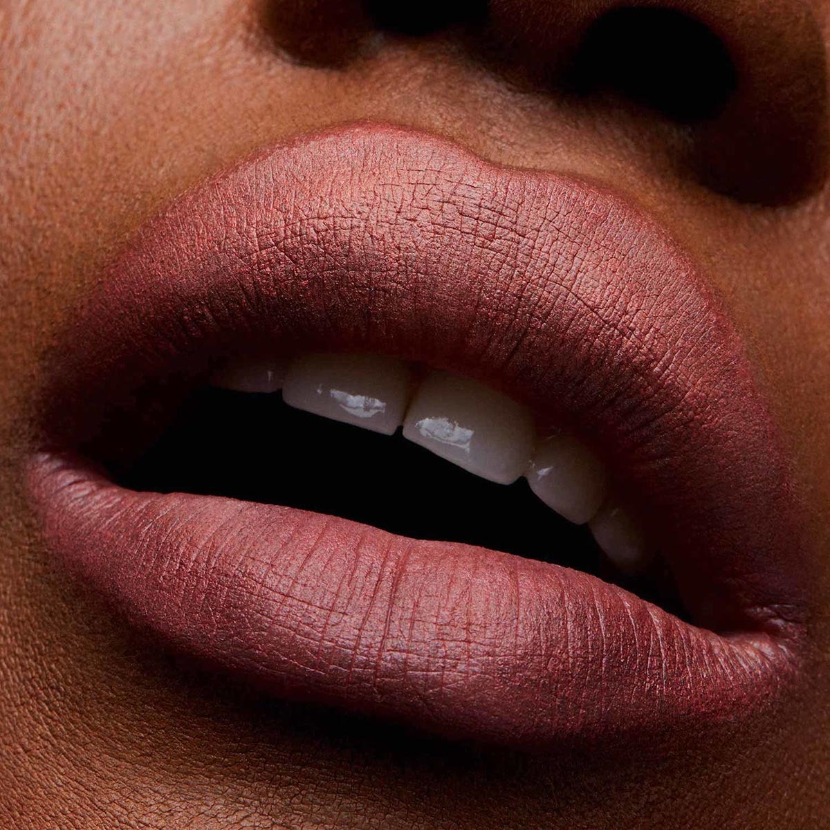 POWDER KISS LIPSTICK SEXY, BUT SWEET (LABIAL)