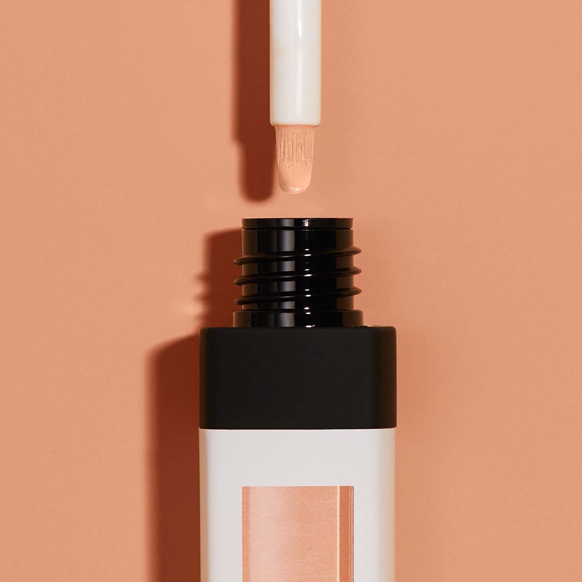 RADIANT CREAMY COLOR CORRECTOR  (CORRECTOR PARA OJOS)