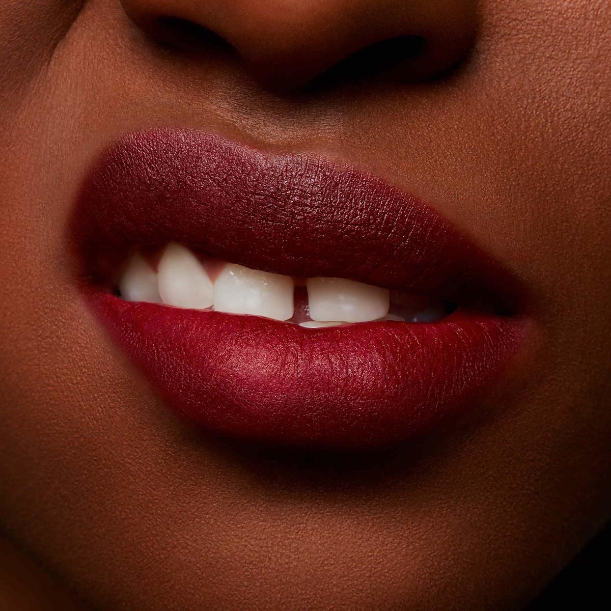 POWDER KISS LIQUID LIPCOLOUR