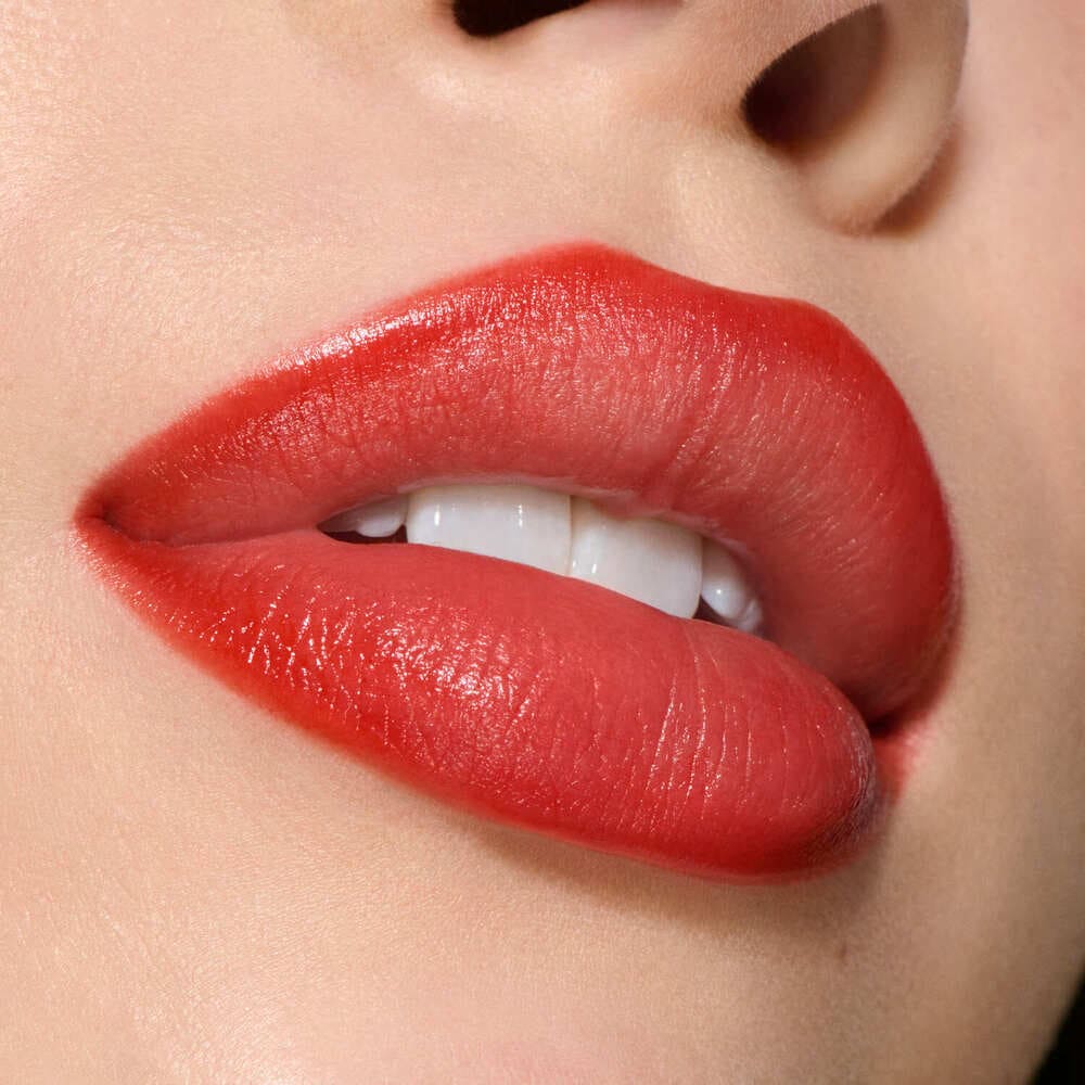 M&middot;A&middot;C LIPGLAZER GLOSSY LINER (DELINEADOR DE LABIOS GLOSSY)