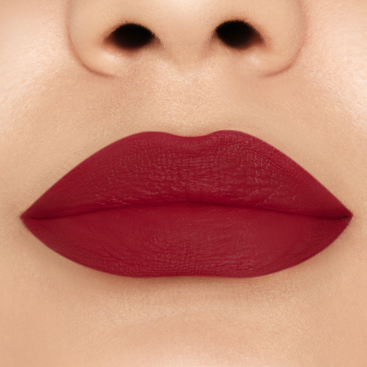 LIP INJECTION LIQUID LIPSTICK (LABIAL LÍQUIDO SEMI-MATE CON EFECTO VOLUMINIZADOR)