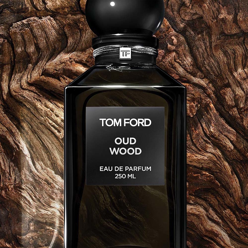 Fragancia OUD WOOD EAU DE PARFUM 50ML Tom Ford en Sephora