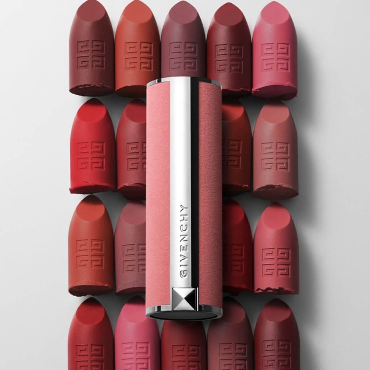 LE ROUGE SHEER VELVET LIPSTICK DE GIVENCHY (LABIAL MATE DE EFECTO DIFUMINADO Y LARGA DURACIÓN )
