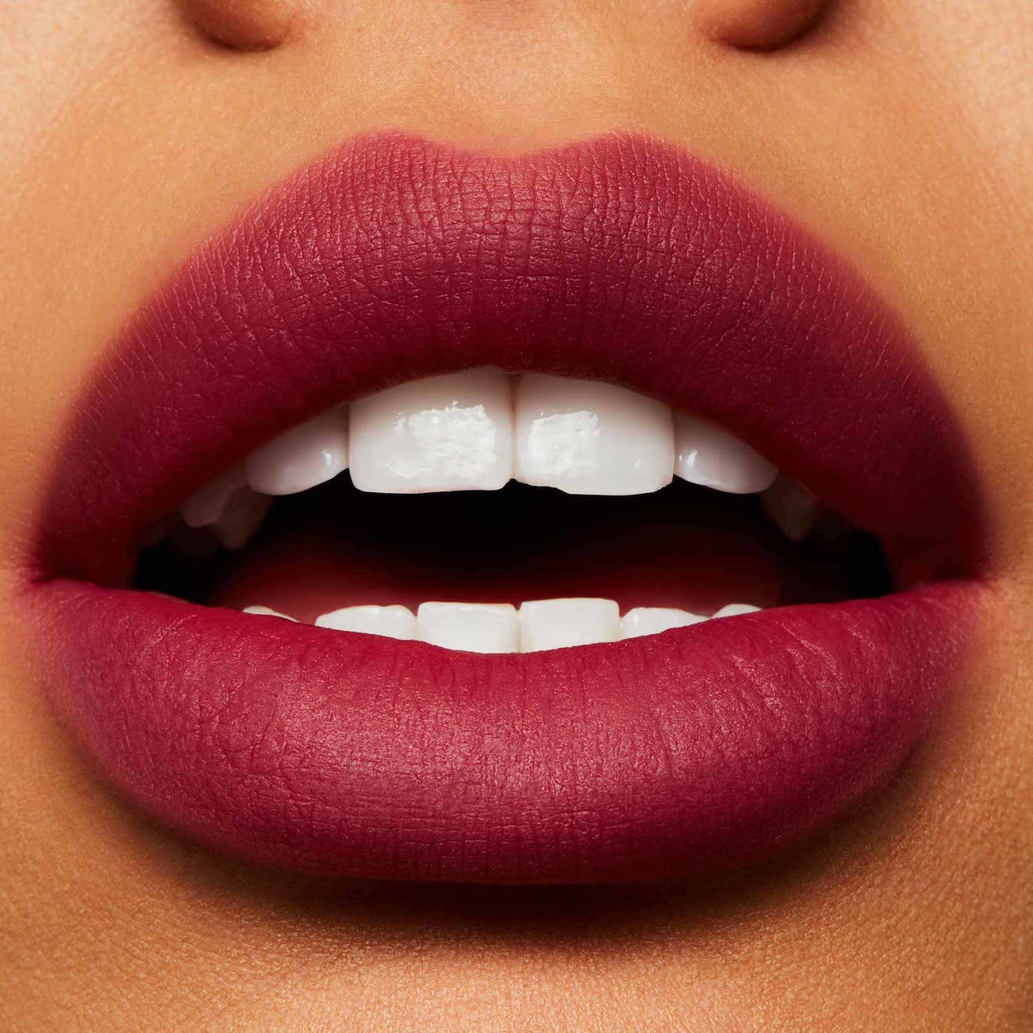 POWDER KISS LIQUID LIPCOLOUR