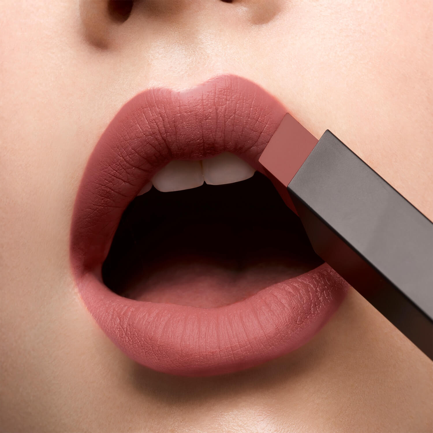 ROUGE PUR COUTURE THE SLIM VELVET RADICAL (LABIAL)