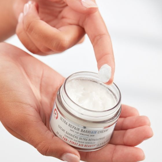 ULTRA REPAIR BARRIAIR CREAM 44ML de First Aid Beauty en Sephora México