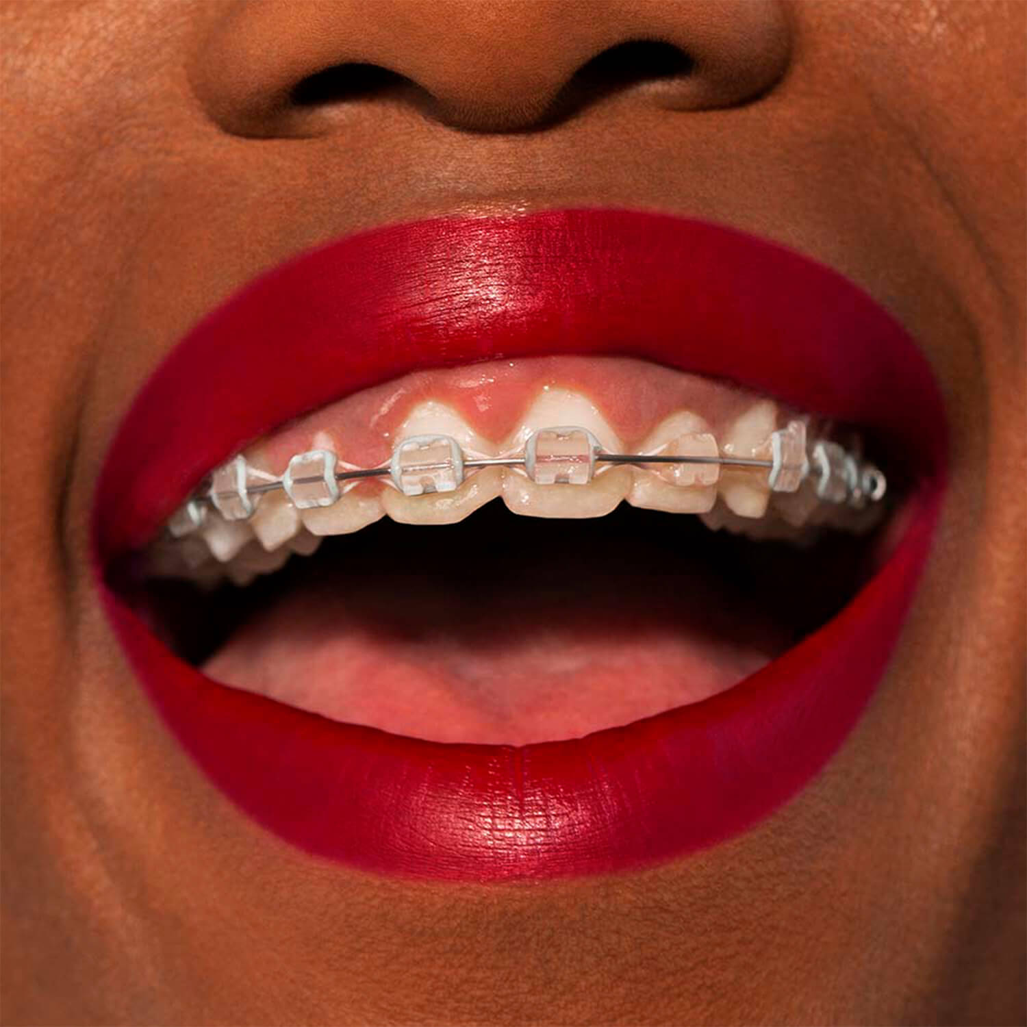 THE LIPSTICK (LABIAL EN BARRA)