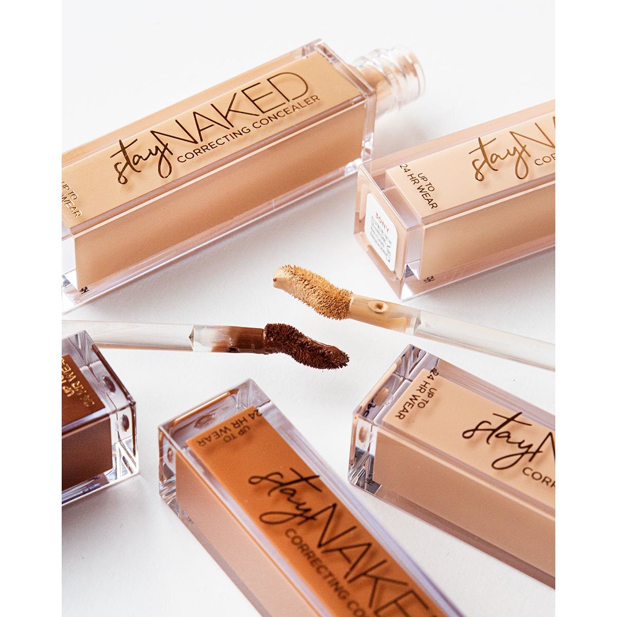 STAY NAKED CONCEALER (CORRECTOR DE OJOS)