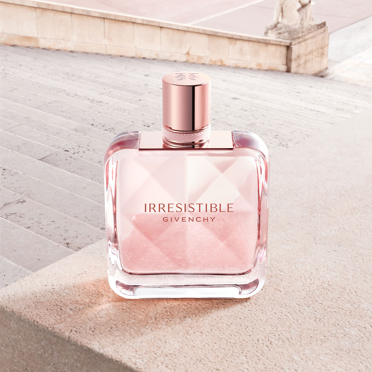 PERFUME PARA MUJER IRRESISTIBLE EAU DE TOILETTE
