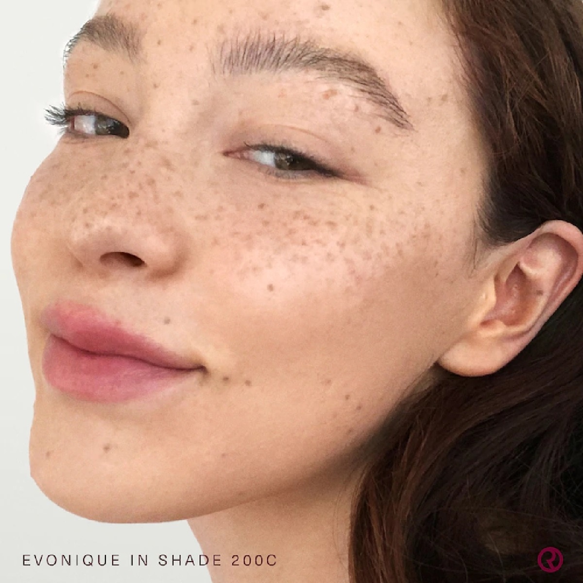 LIQUID TOUCH WEIGHTLESS FOUNDATION (BASE DE MAQUILLAJE)