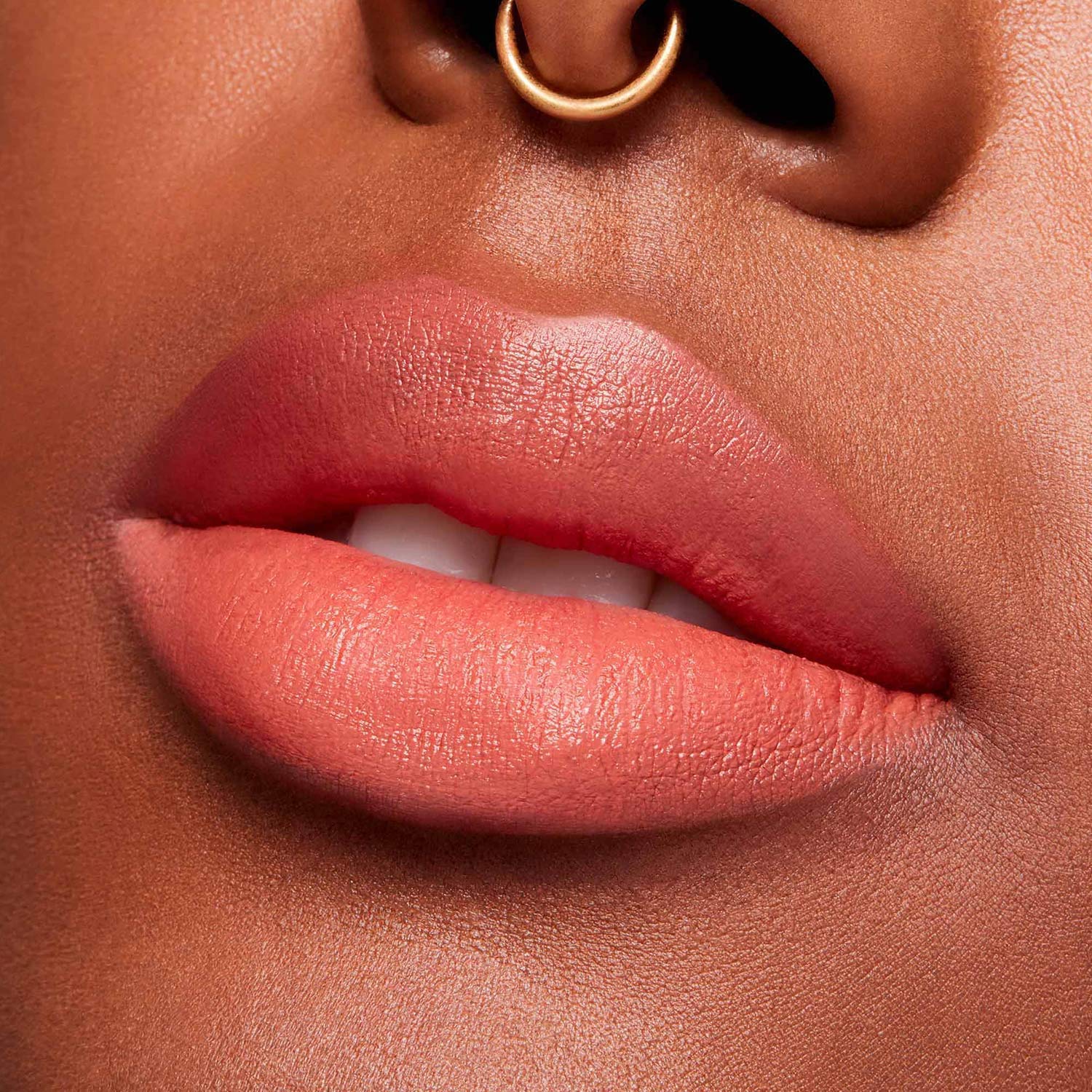 POWDER KISS VELVET BLUR SLIM STICK MAC (LABIAL)