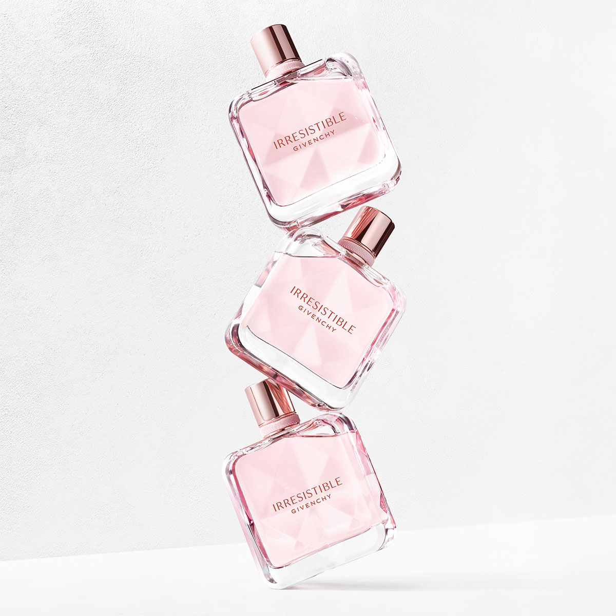 PERFUME PARA MUJER IRRESISTIBLE EAU DE TOILETTE
