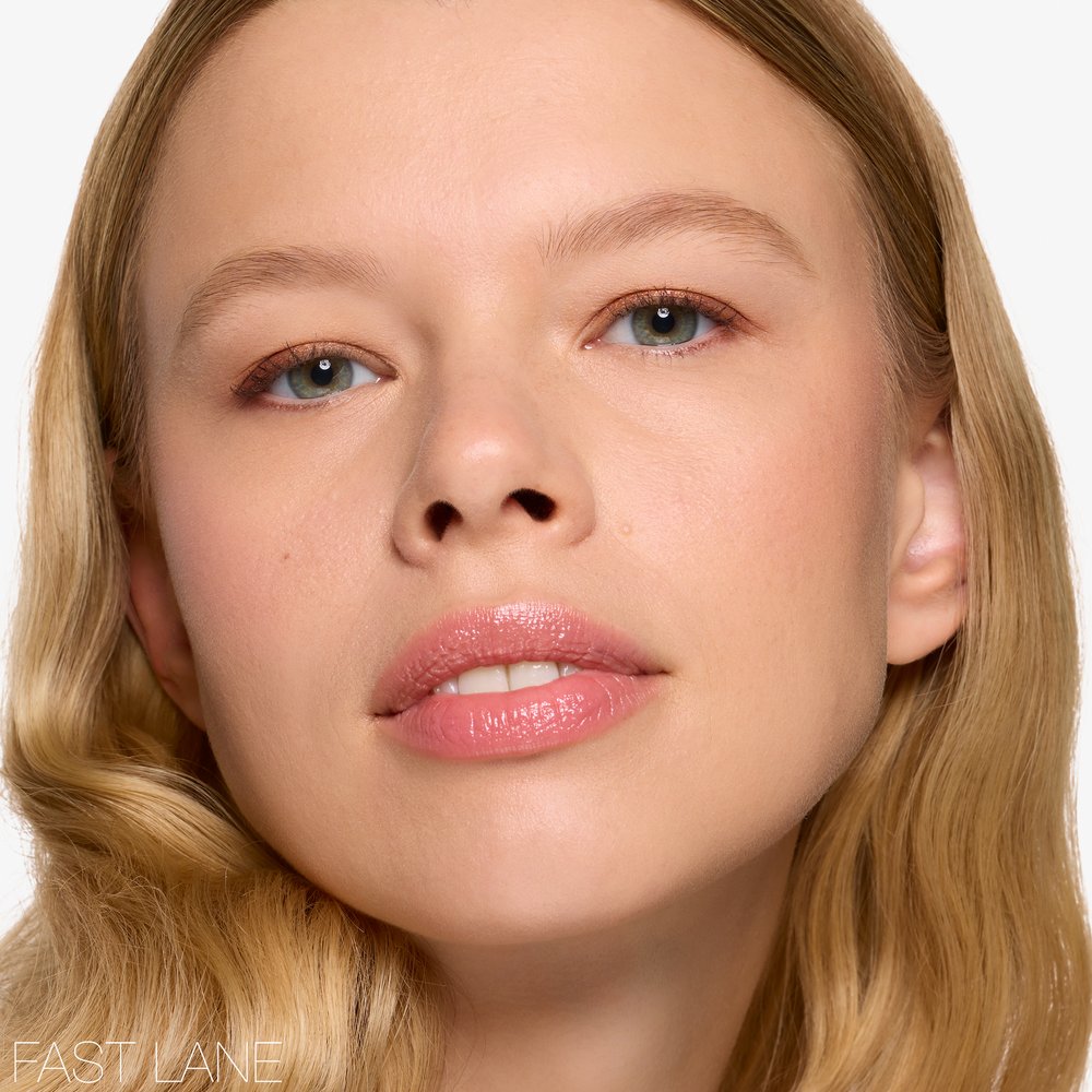 AFTERGLOW LIP BALM (B&Aacute;LSAMO HIDRATANTE CON COLOR)