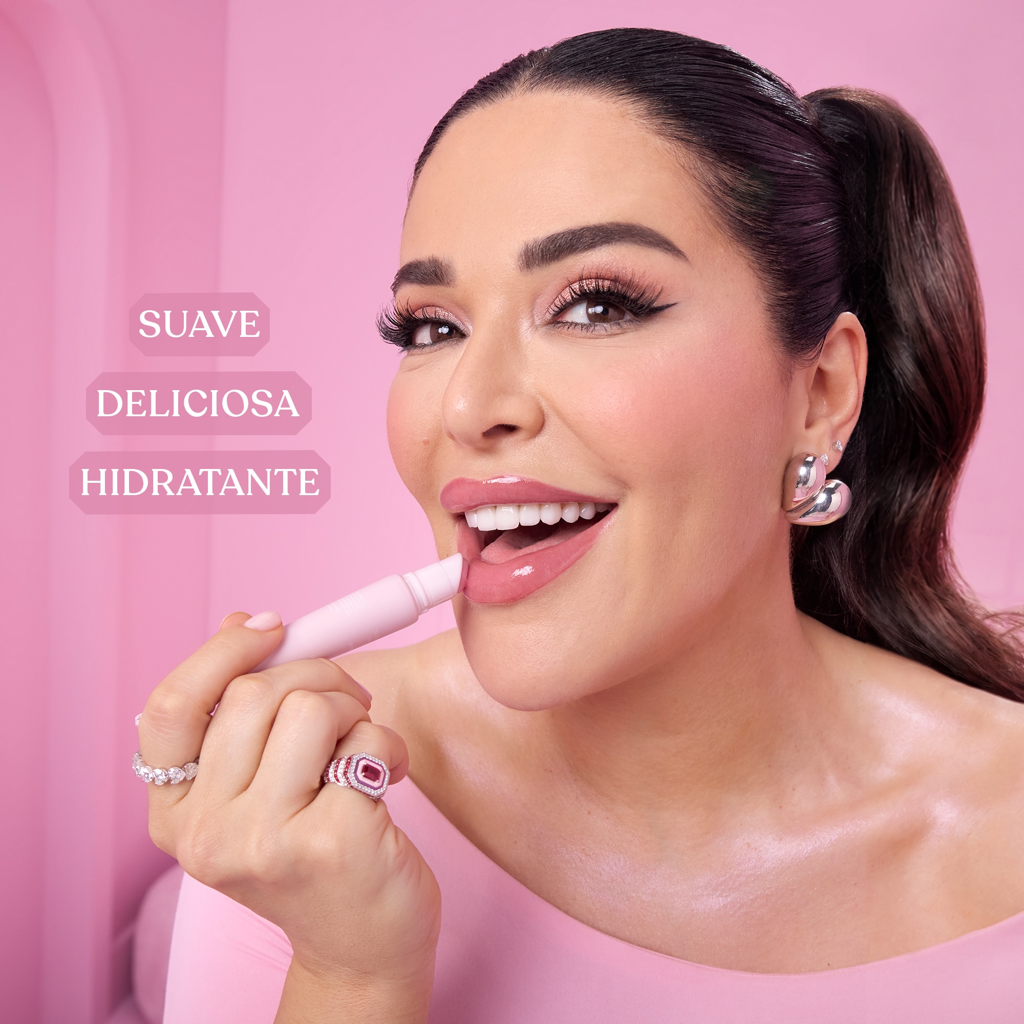 YUM BOUJEE MARSHMALLOW | 81 CASHMERE KISS LIP BALM (B&Aacute;LSAMO LABIAL CON COLOR)