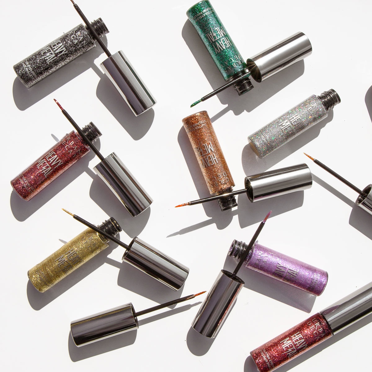 HEAVY METAL GLITTER EYELINER (DELINEADOR LÍQUIDO)