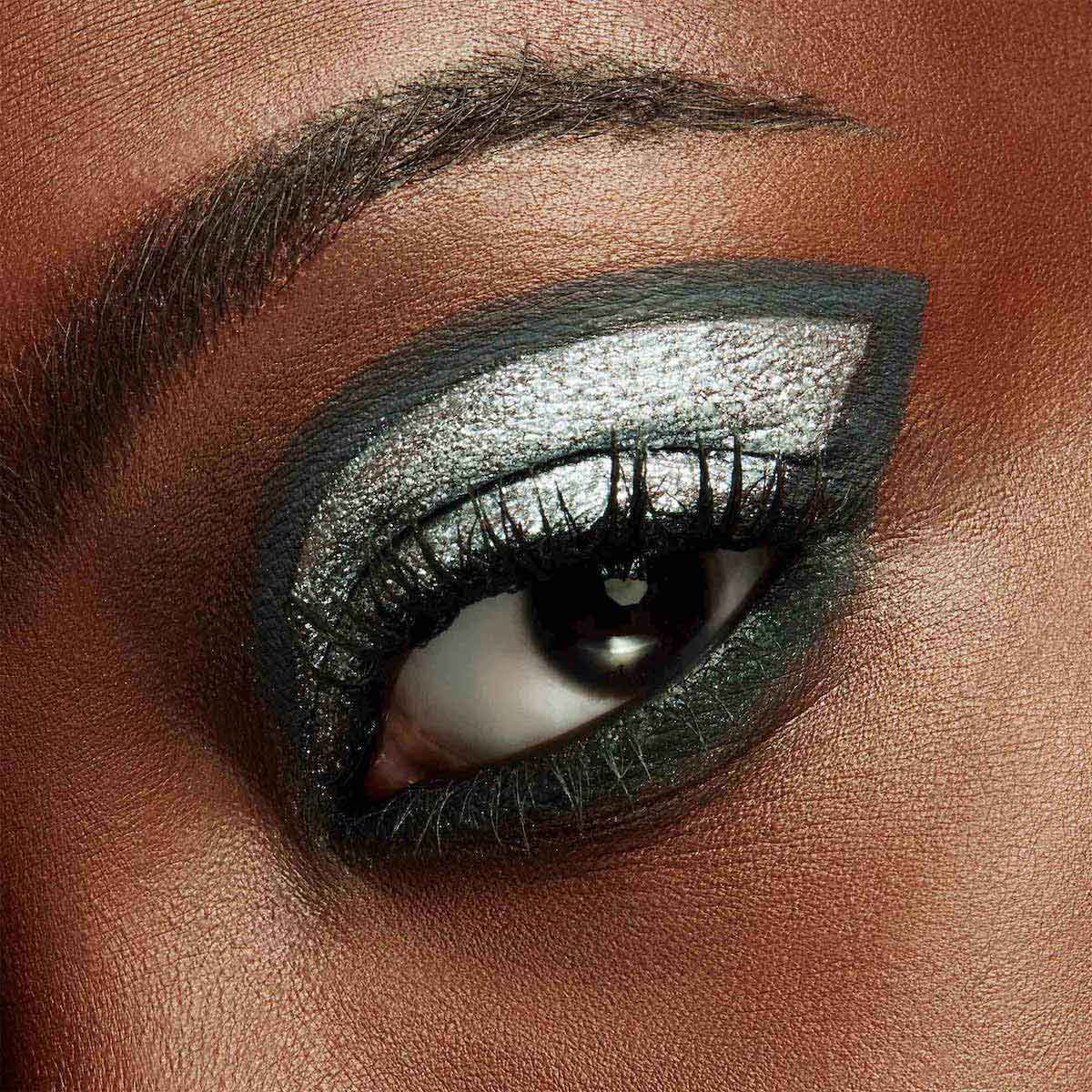PRO LONGWEAR PAINT POT (PRIMER DE OJOS)