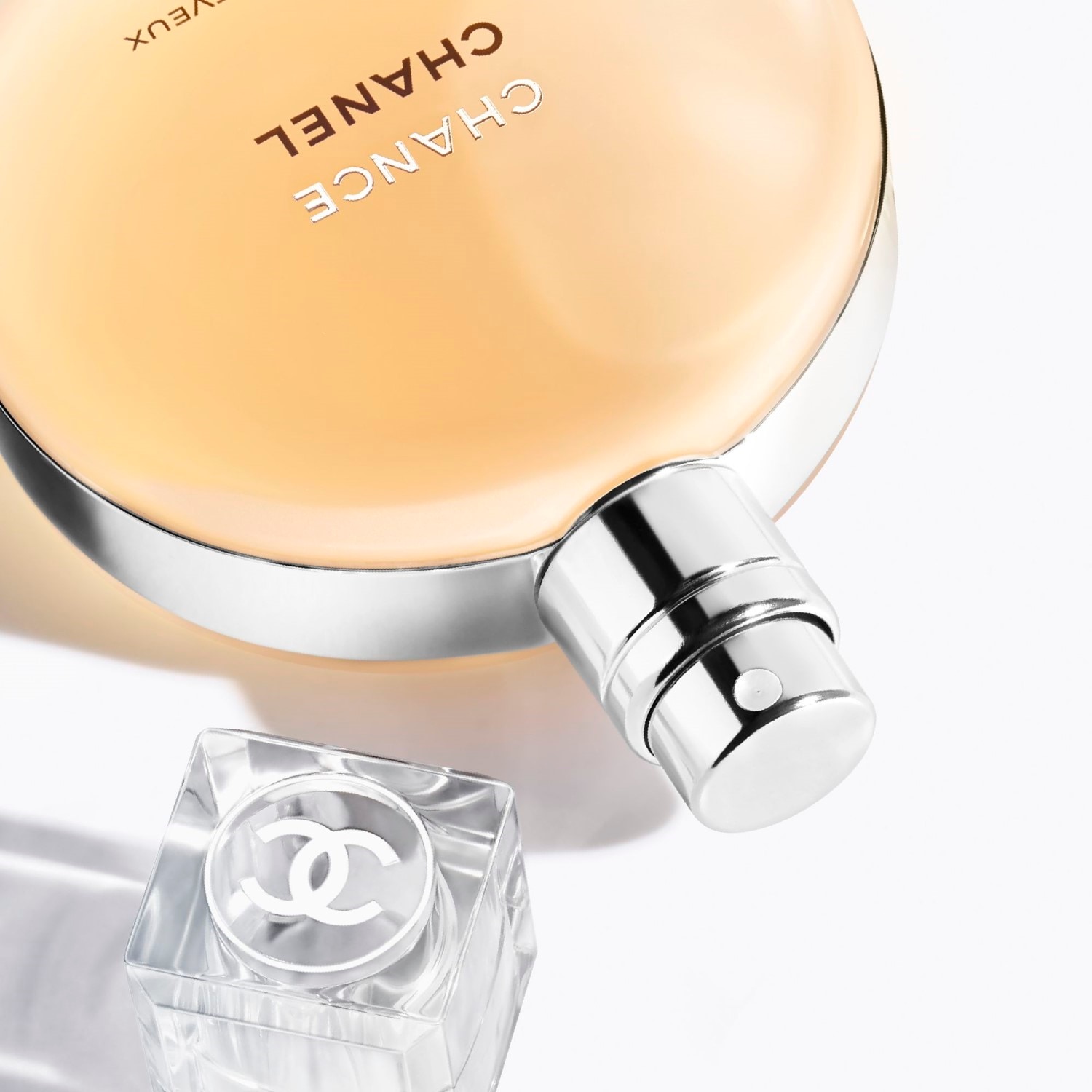 PERFUME PARA EL CABELLO