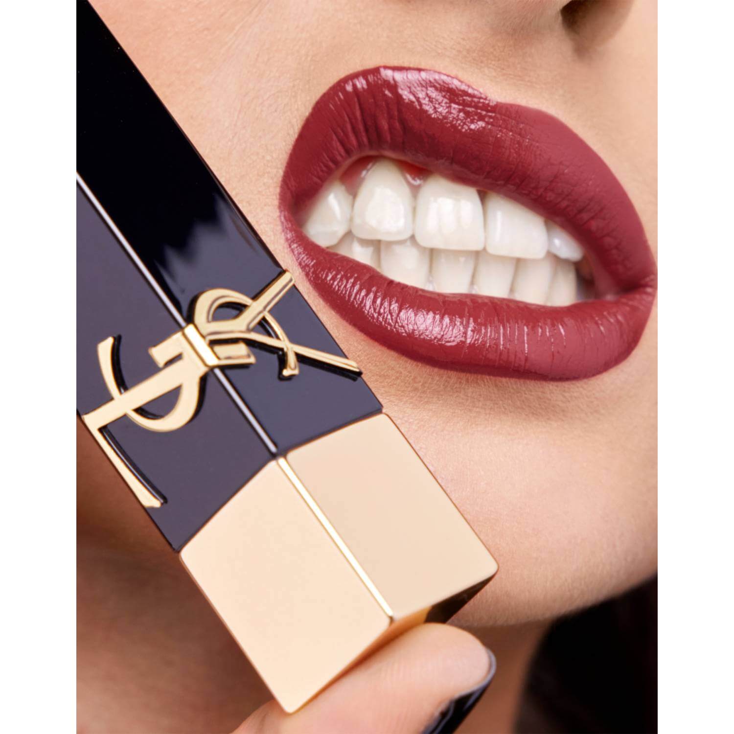ROUGE PUR COUTURE THE BOLD (LÁPIZ LABIAL)