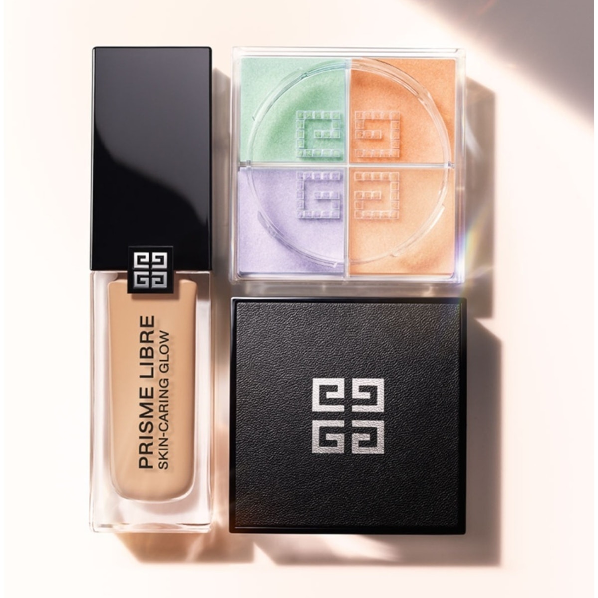 PRISME LIBRE SKIN-CARING GLOW BASE DE MAQUILLAJE LÍQUIDA (BASE HIDRATANTE AL CUIDADO DE LA PIEL)