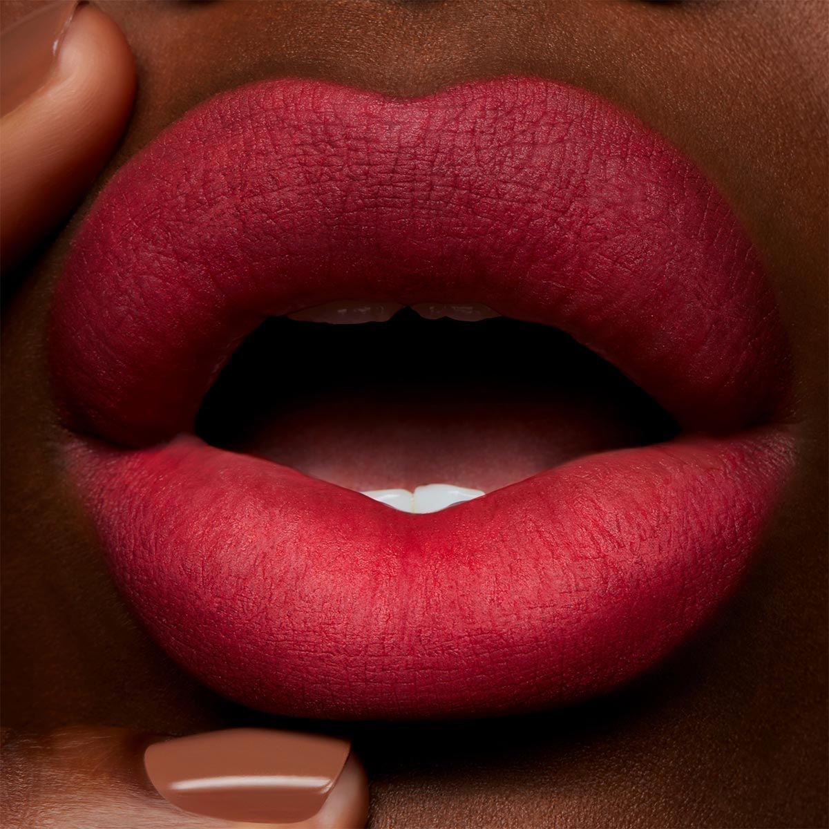 POWDER KISS LIQUID LIPCOLOUR (LABIAL LÍQUIDO)