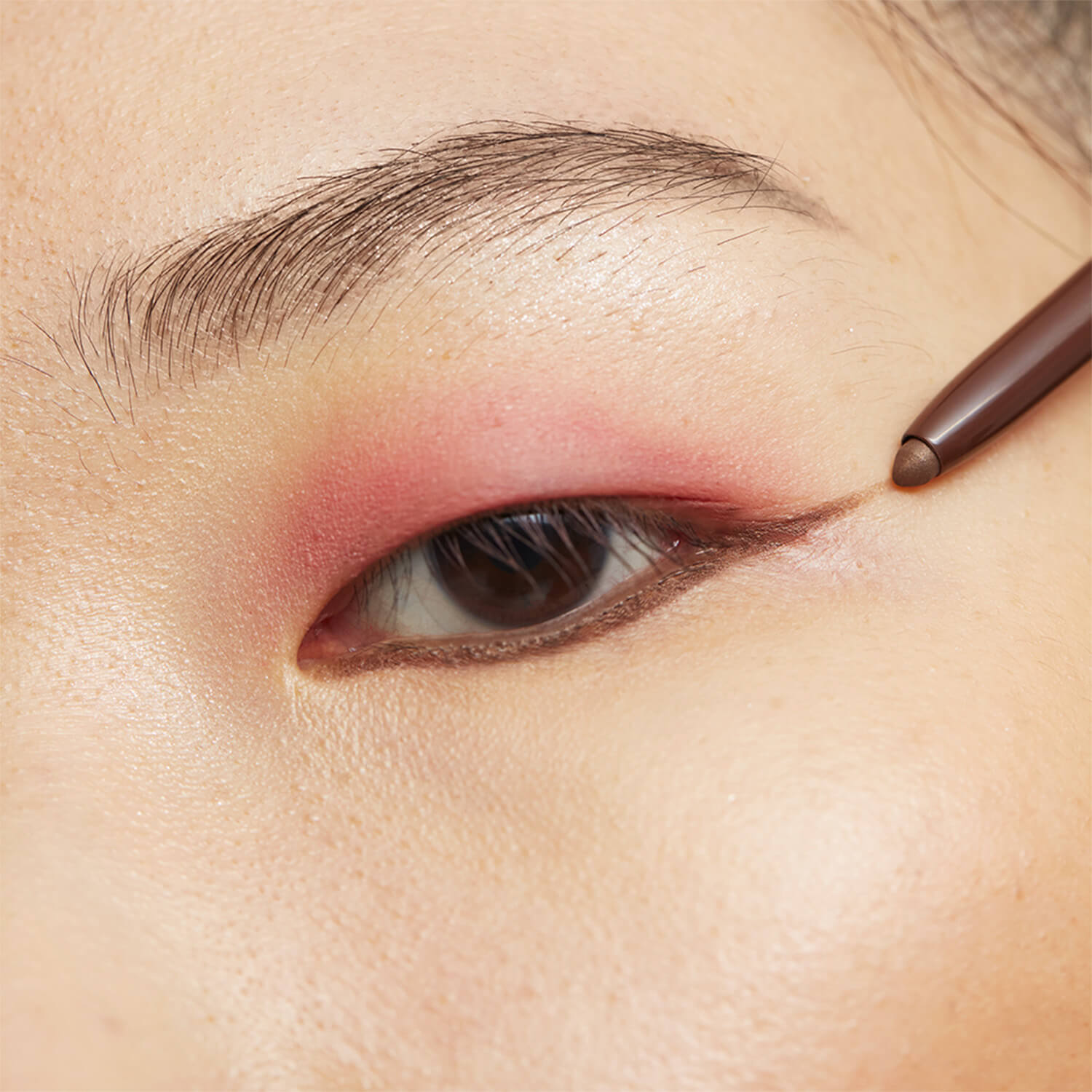 THE 24H AUTOMATIC EYE PENCIL (DELINEADOR DE OJOS)