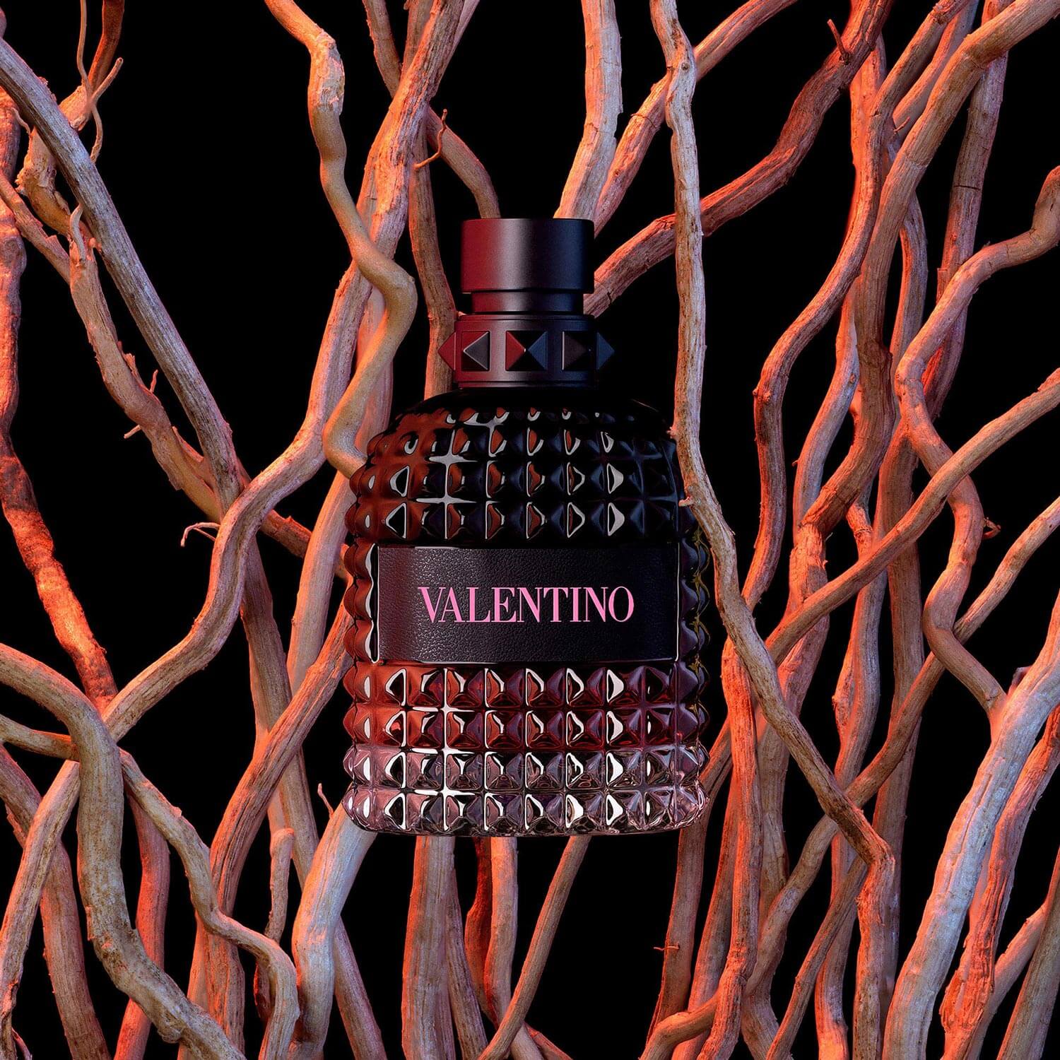 Valentino born in deals roma hombre