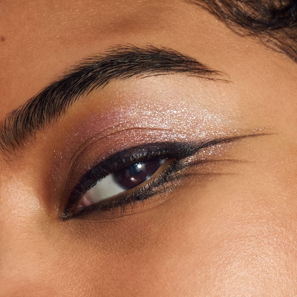 M&middot;A&middot;C DAZZLESHADOW LIQUID EYE SHADOW (SOMBRA LIQUIDA DE OJOS)