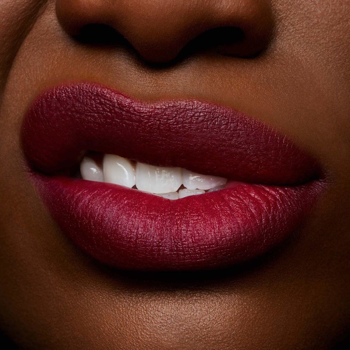 POWDER KISS LIQUID LIPCOLOUR