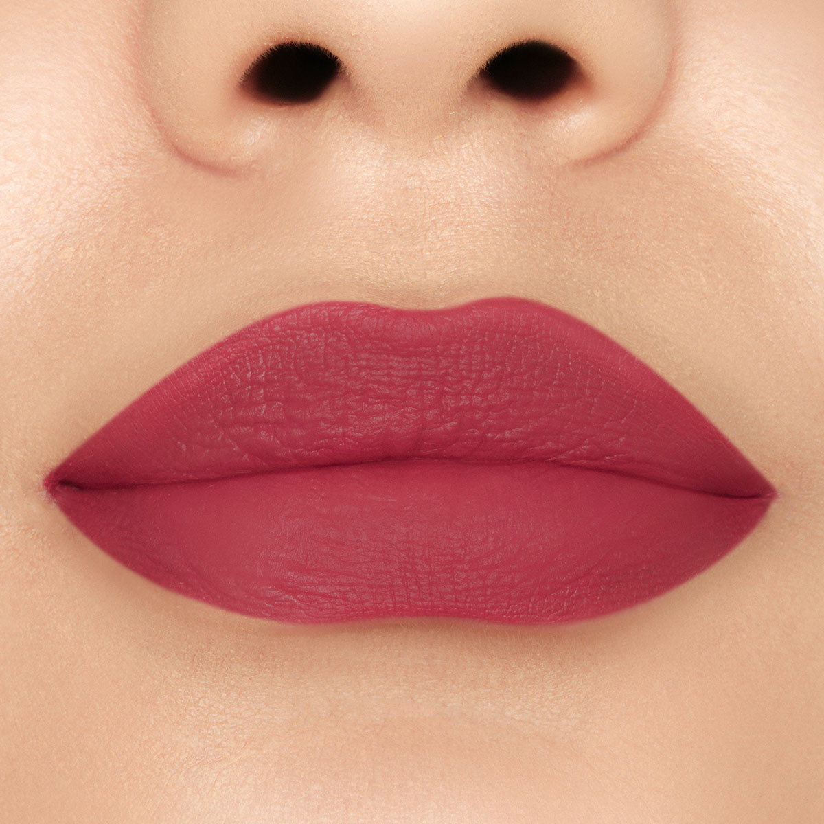 LIP INJECTION LIQUID LIPSTICK (LABIAL LÍQUIDO SEMI-MATE CON EFECTO VOLUMINIZADOR)