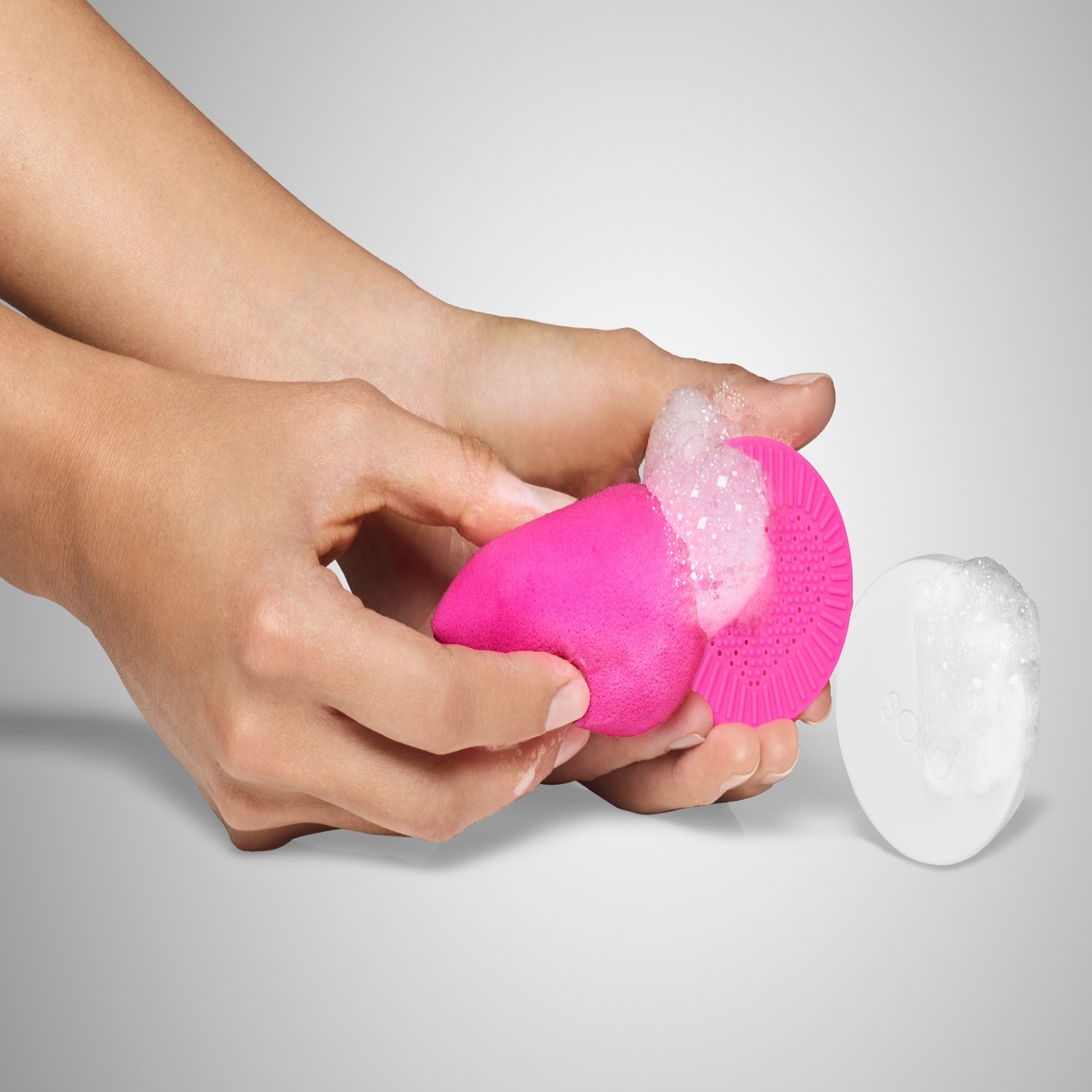 BLENDER CLEANSER SOLID SOAP