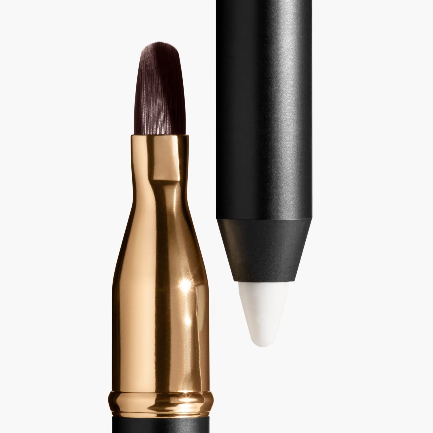LÁPIZ CONTORNO DE LABIOS DE LARGA DURACIÓN