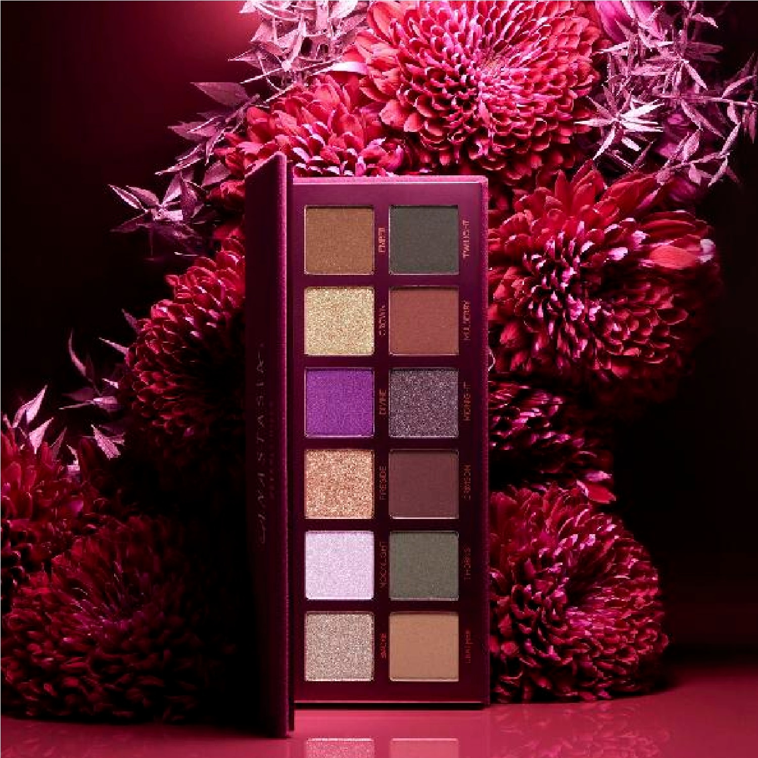 FALL ROMANCE EYESHADOW PALETTE (PALETA DE SOMBRAS PARA OJOS)